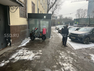 Мантулинская дом 12 п. 2/ - 219 кв.м. / Продажа торгового помещения с арендатором Самокат