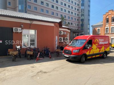 ул. Цюрупы д.1стр.13 / 297,2 кв.м. / Продажа ГАБ Яндекс Лавка