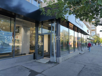 Комсомольский проспект, 27с5 - 222 кв.м. / Аренда торгового помещения