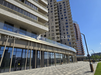 Москва, ЮАО, Эдуарда Стрельцова дом 2 корп 5, ЖК Форивер / 370,5 м / Аренда Помещения в стилобате с видом на реку