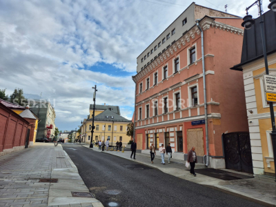 ул. Рождественка 23/5 стр. 2 -  706 кв.м - Аренда здания