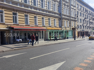 г. Москва, Петровка 26с3 - 404.8 кв.м. / Продажа торгового помещения с арендаторами