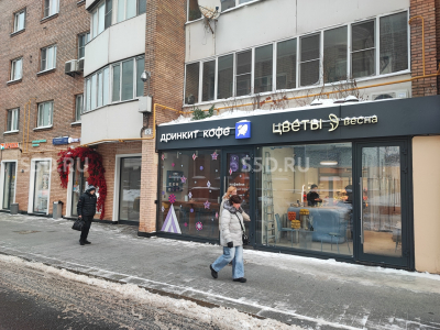 Денежный переулок, д. 30. / 34.6 кв.м. / Продажа торгового помещения с арендатором Цветы