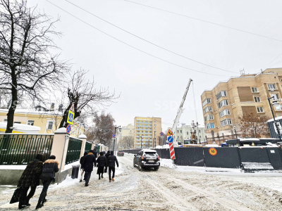 Большая Бронная 11 - 14,3 кв.м. /  Аренда торгового помещения у Патриков