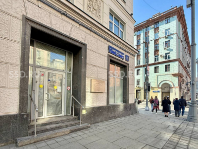 Москва, ЦАО, р-н Тверской, 1-я Тверская-Ямская, 11 / 23,9 кв.м. / Продажа торгового помещения