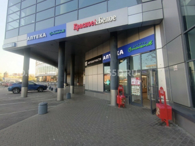 г. Мытищи, Олимпийский проспект 29с2 - 51,6 кв. м. / Продажа торгового помещения с Аптекой