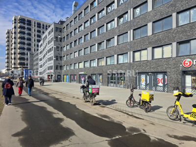 Москва, улица Пяловская д. 1 - 67.6 м2 / Аренда ПСН / Торговая площадь