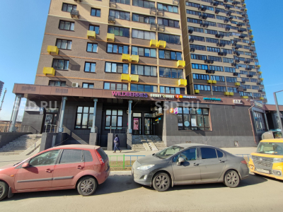 г. Красногорск, ул. Молодежная, д.3/ 189,5 кв.м./ продажа торгового помещения с арендаторами