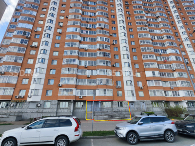 г.Москва, ул. Льва Яшина, 9 - 48.5v2/Аренда торгового помещения с ремонтом