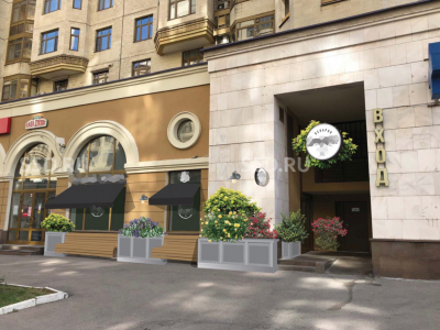 Москва, Мичуринский проспект 7к1 - 180 м2 + 30 м2 / Аренда торгового помещения