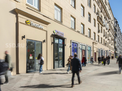 Москва, ЦАО, ул. Земляной Вал, д. 25 / 55,7 кв.м. / Продажа торгового помещения на Садовом кольце