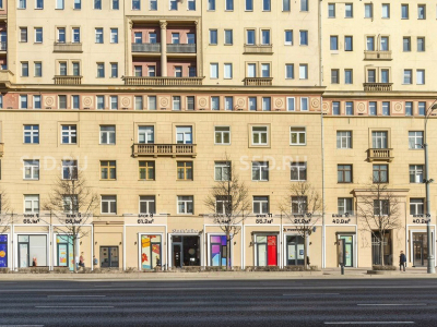 Москва, ЦАО, ул. Земляной Вал, д. 25 / 41,7 кв.м. / Продажа торгового помещения на Садовом кольце