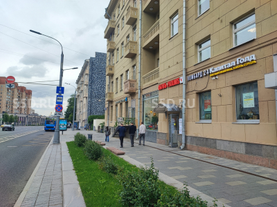 ул Большая Якиманка д. 39 - 125.9 м2 /  Продажа торгового помещения с арендатором