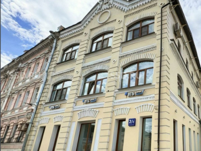 Москва, Верхняя Радищевская, дом 2/1 / Аренда офисных помещений в особняке