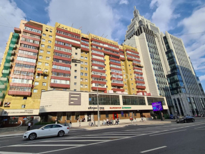 Москва, ЦАО, р-н Тверской, Долгоруковская ул., 2 - 171,9 м² / Аренда торгового помещения
