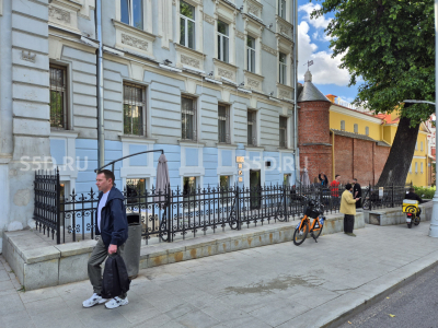Рождественский б-р, 10/7с1 - 150,9 м² /  Продажа ГАБ ресторан